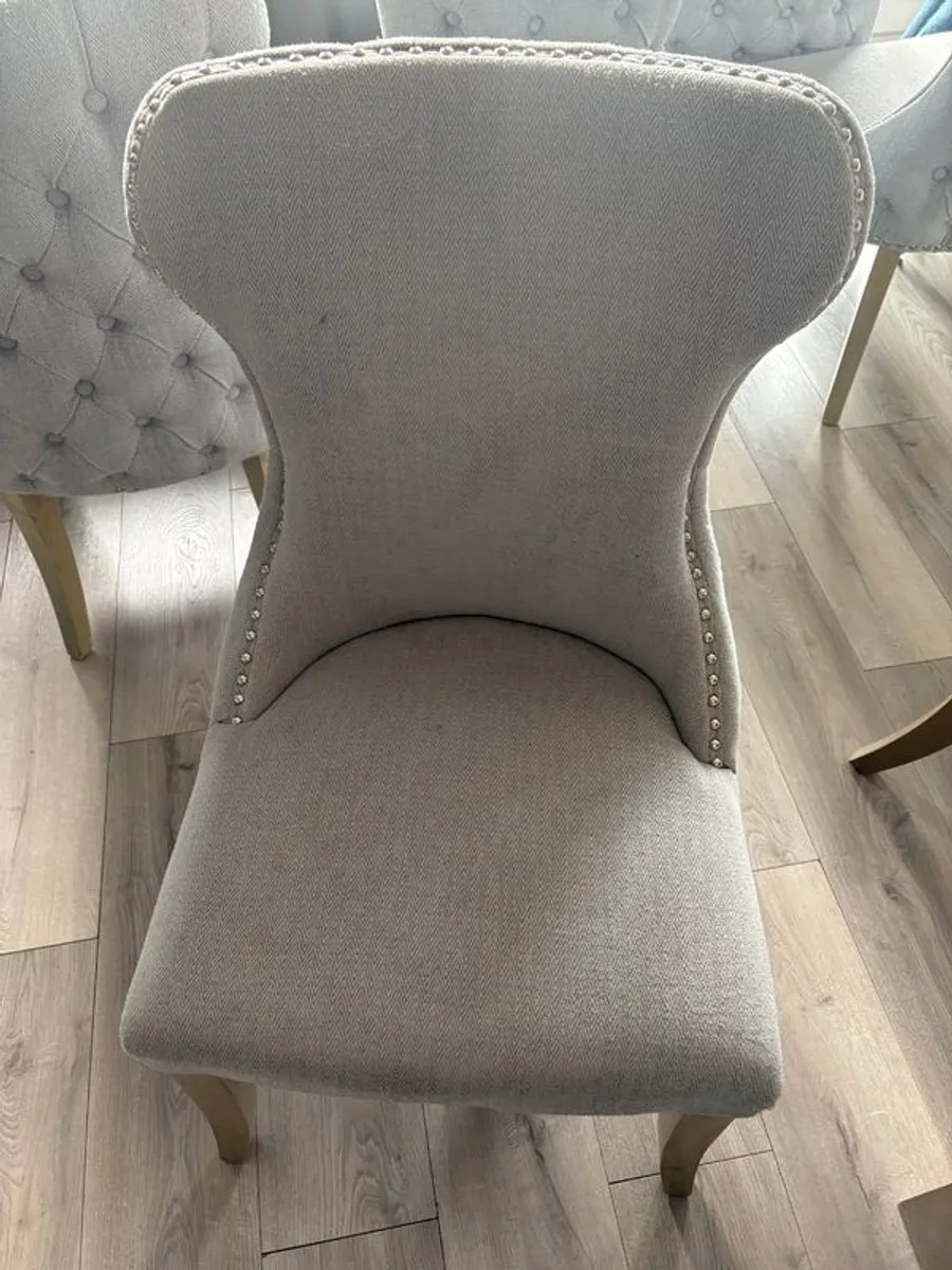 6 baroque grey button chairs - Image 2