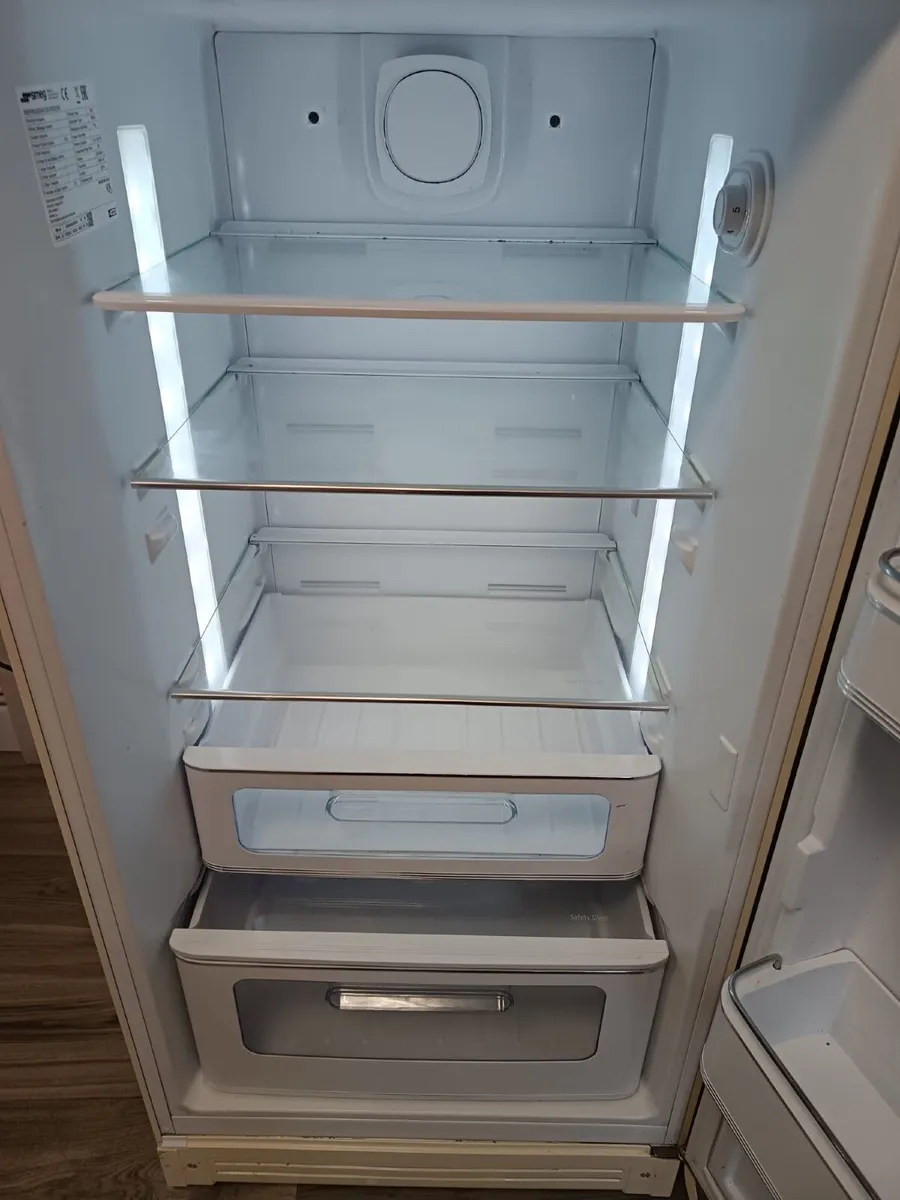 SMEG Fab 30 fridge freezer - Image 4