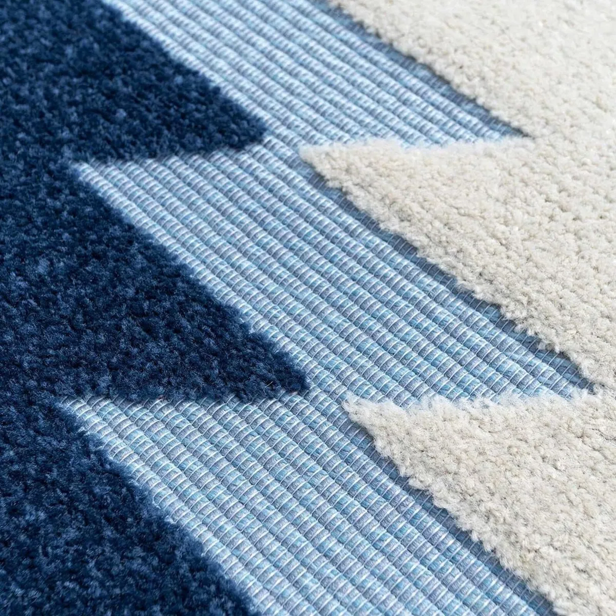 Zigzag Tribal Summer Washable Plastic Flatweave - Image 4
