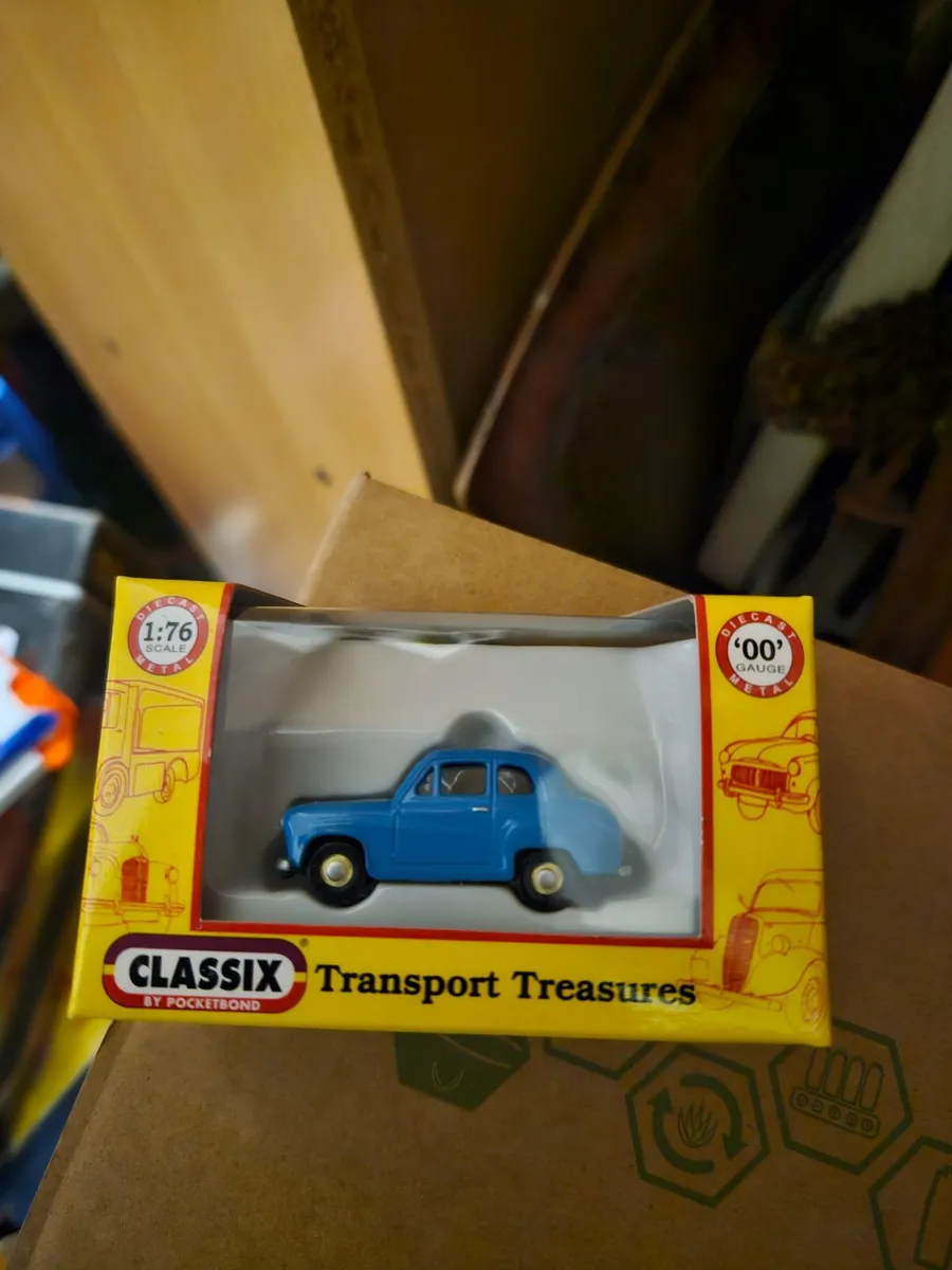 Corgi Classix