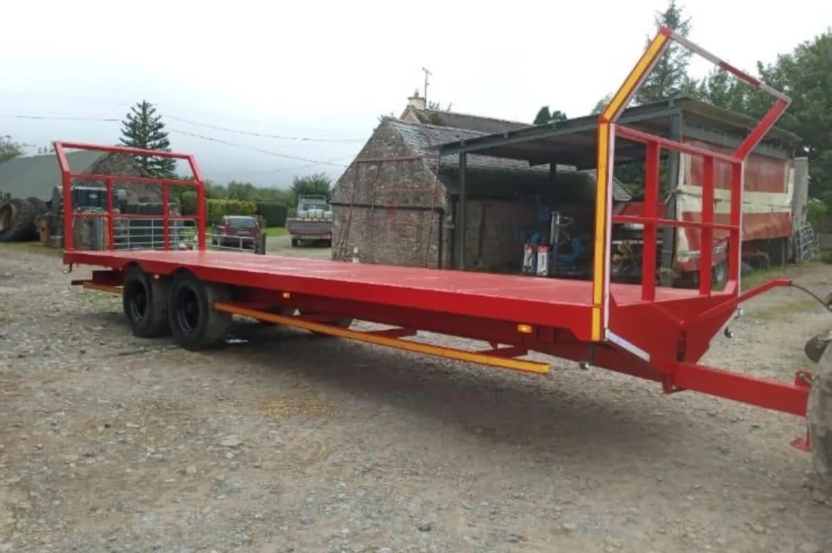 32 ft bale trailer - Image 1