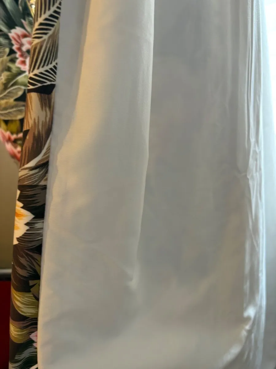 Curtains - Image 1