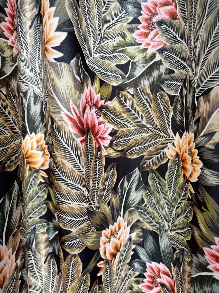 Curtains - Image 2