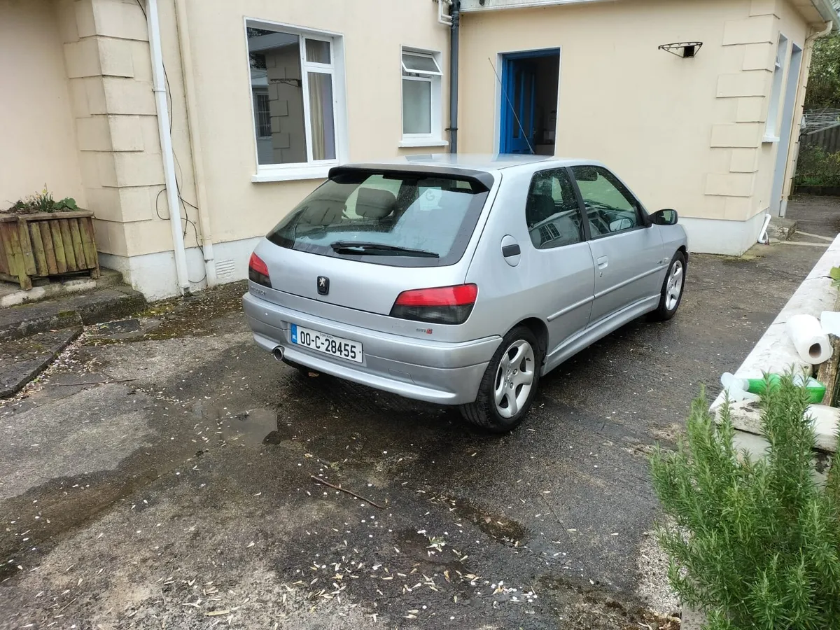 306gti6 on hold - Image 3