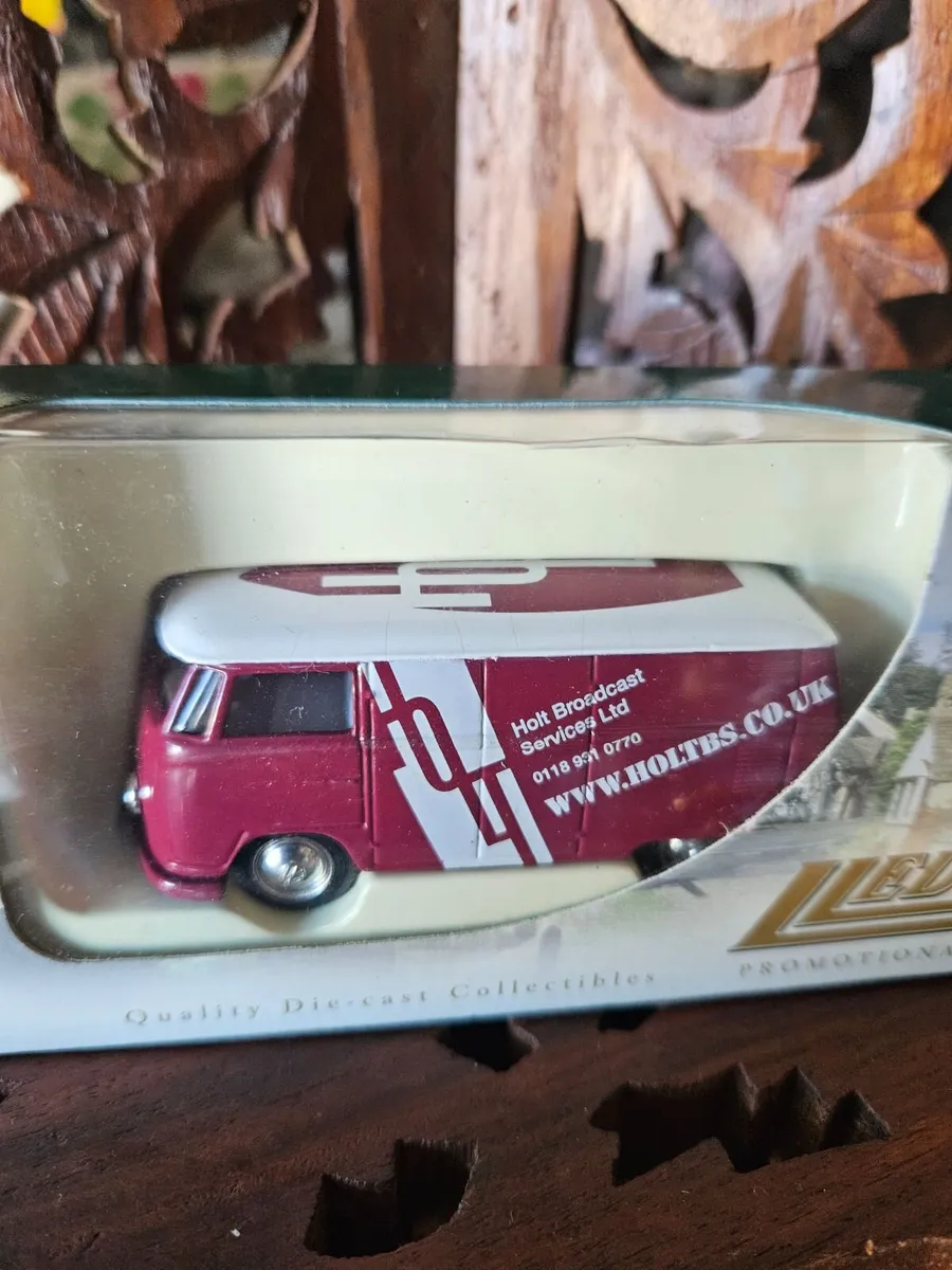 Corgi Lledo VW Holt Broadcast Service Van - Image 1