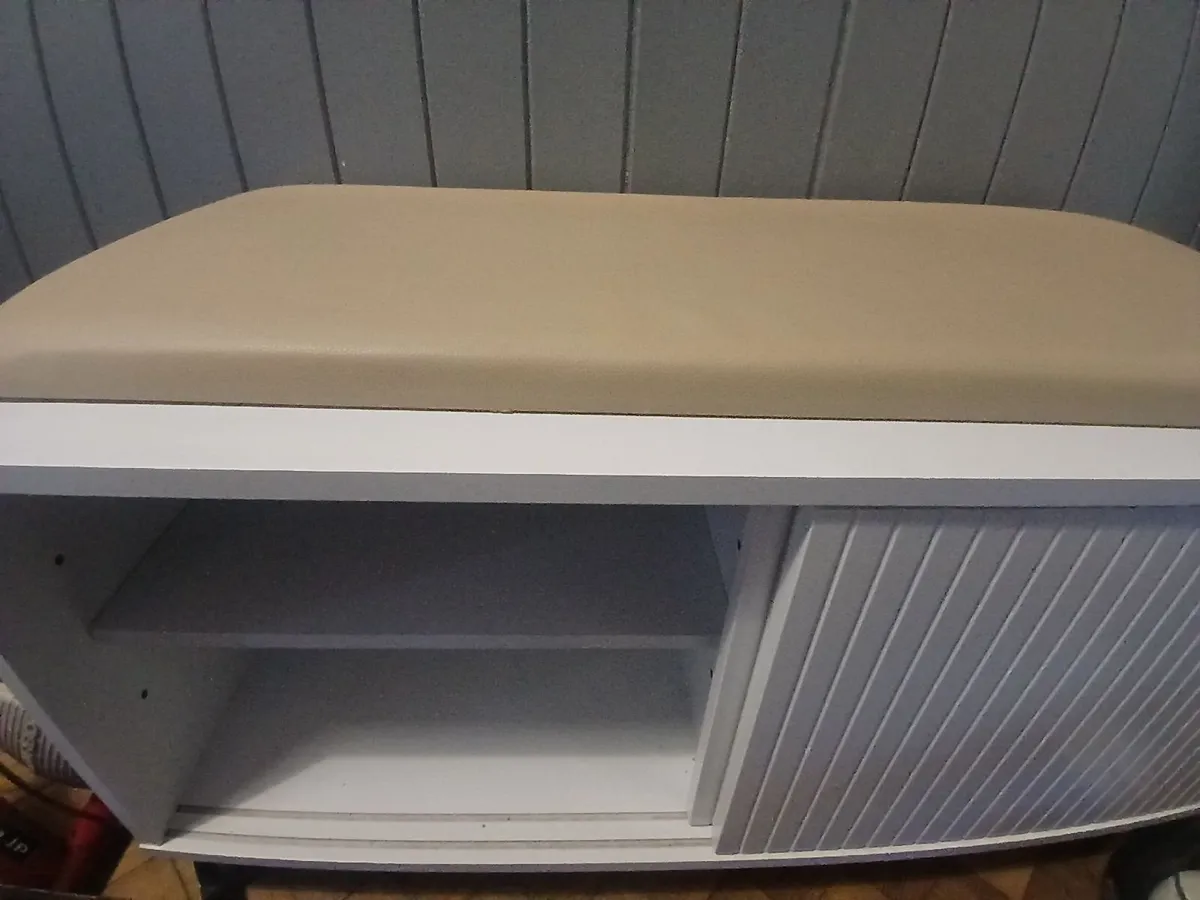 Shoe Storage Bench - Image 3