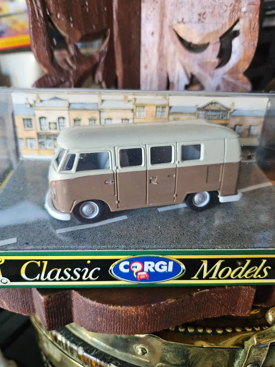 Corgi VW Van - Image 2