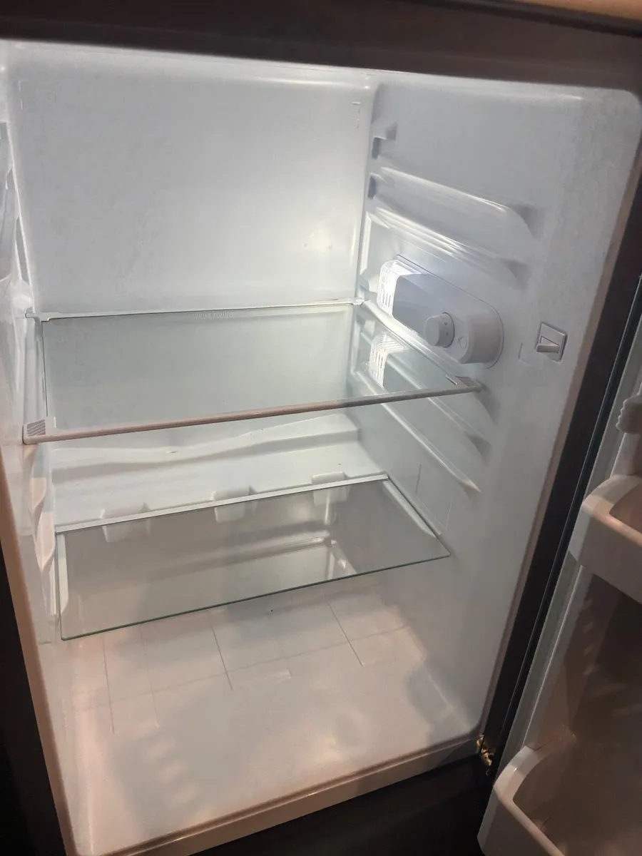 Under counter fridge - Image 1