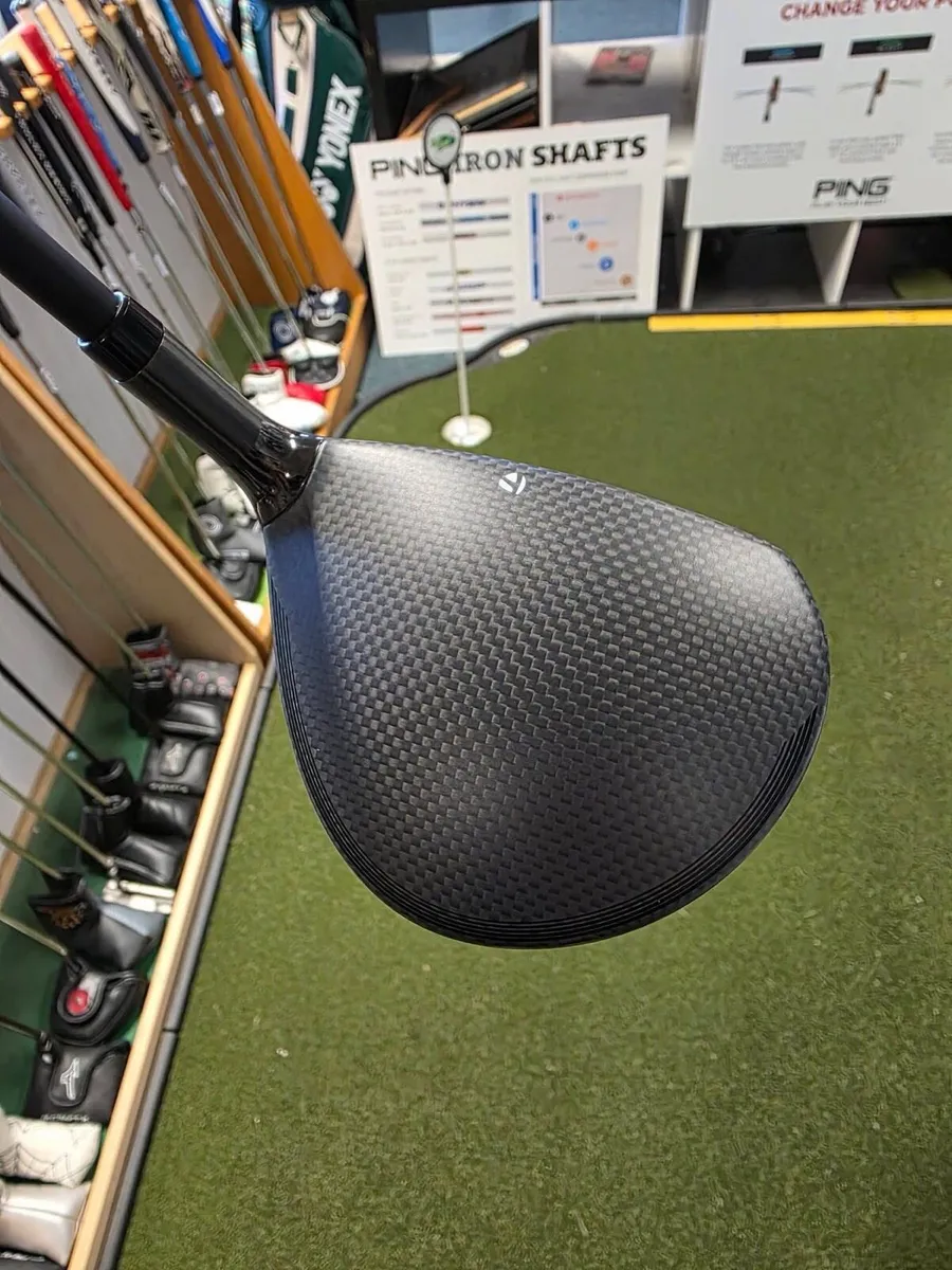 Taylormade Qi35 7 Wood - Image 3