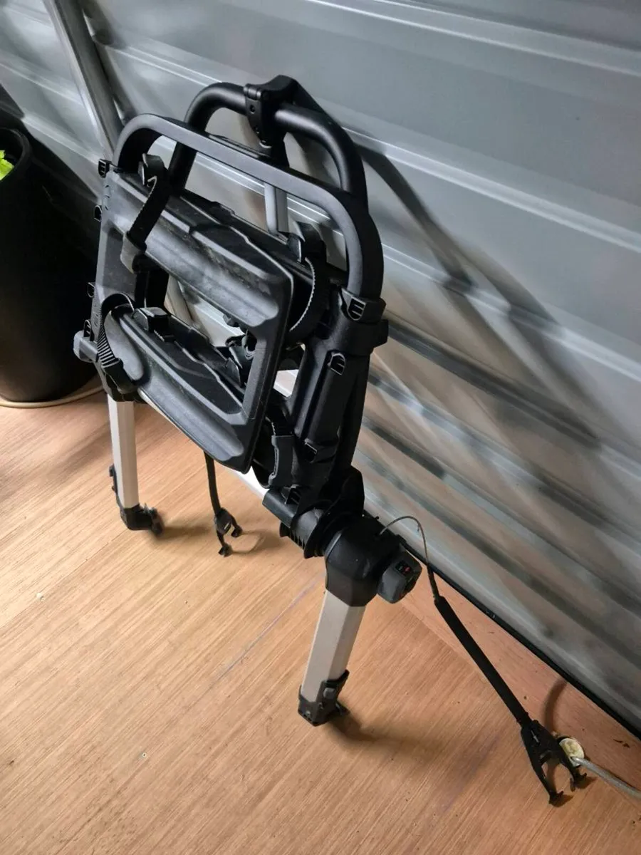 Thule Outway rear mount 2 bike rack - Image 2