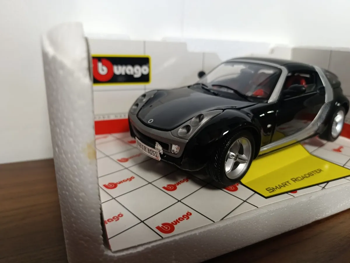 Diecast Cars 1:18 - Image 2