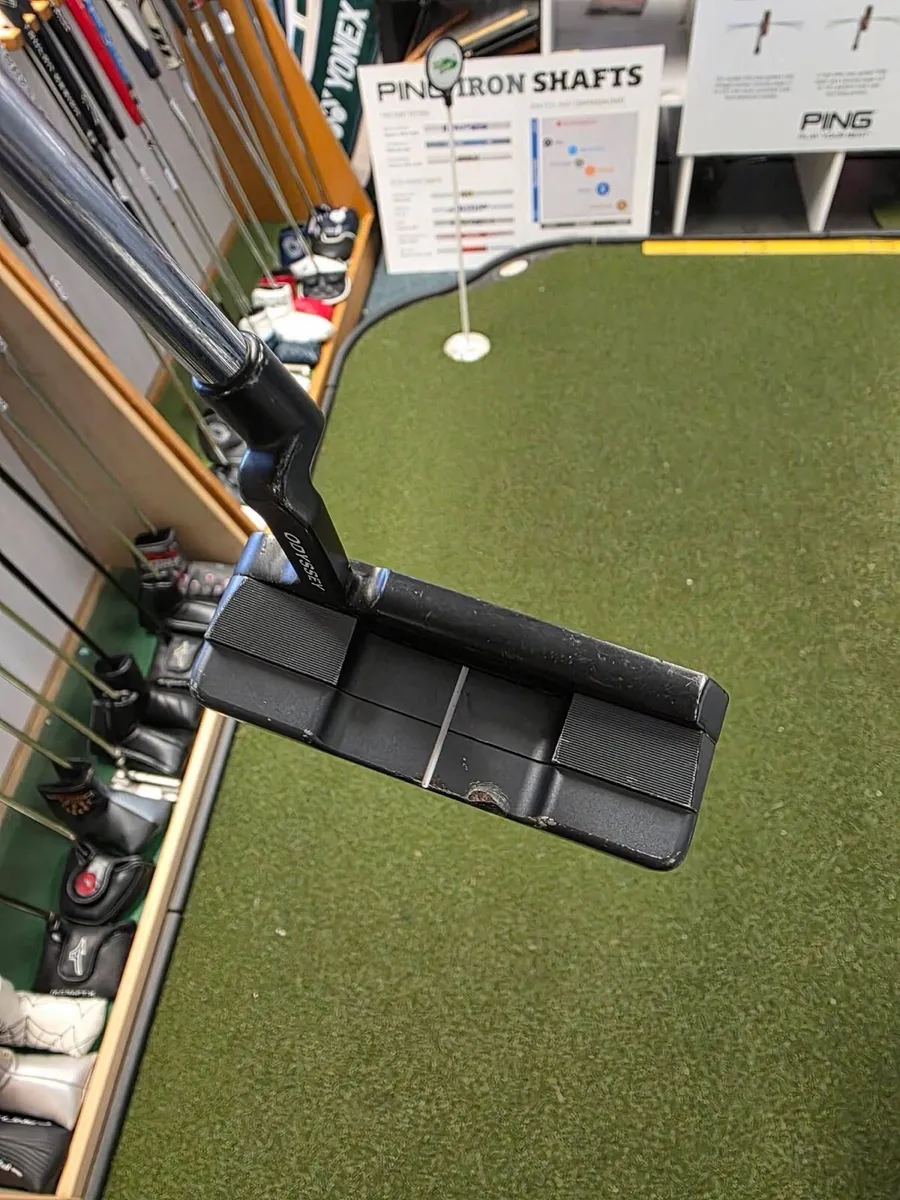 Odyssey Tri-Hot Double Wide Putter - Image 2