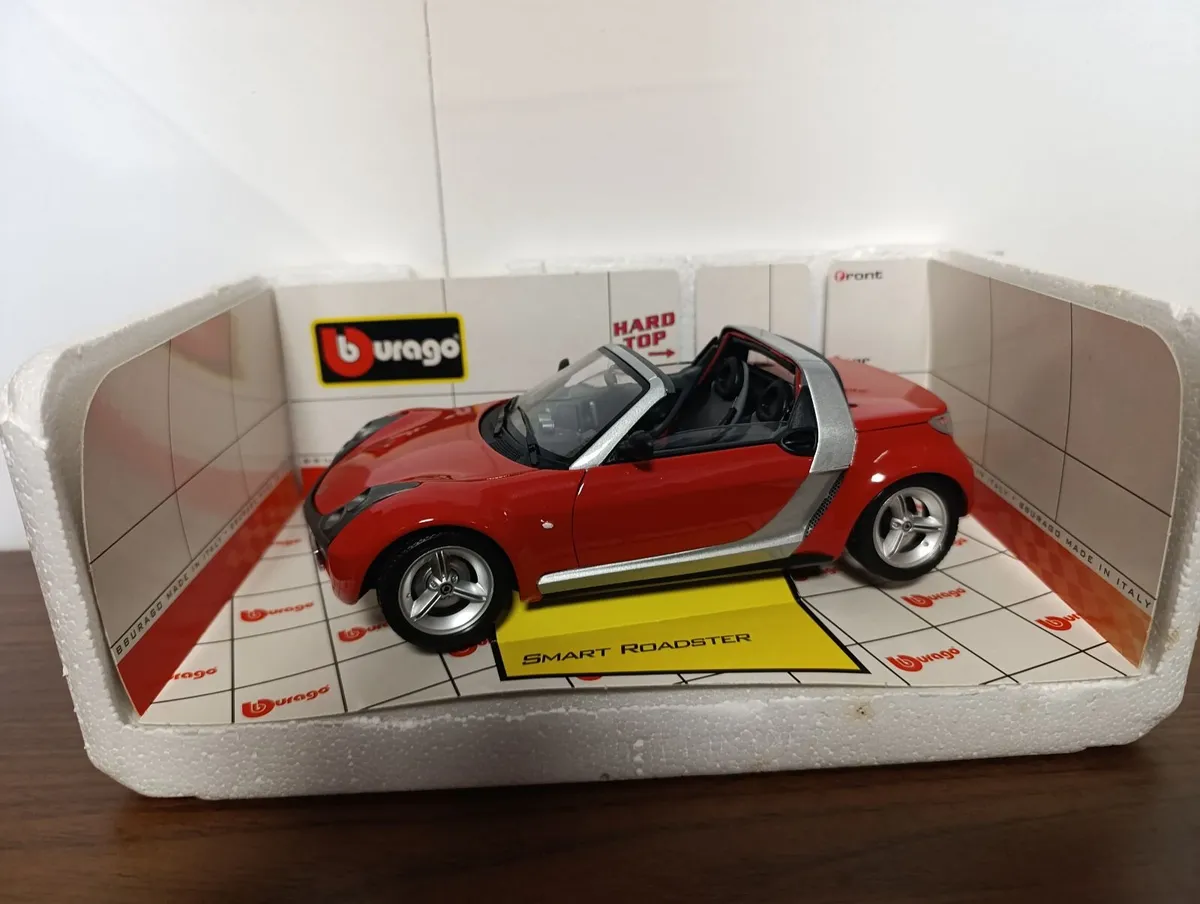 Discast Cars 1:18 - Image 2