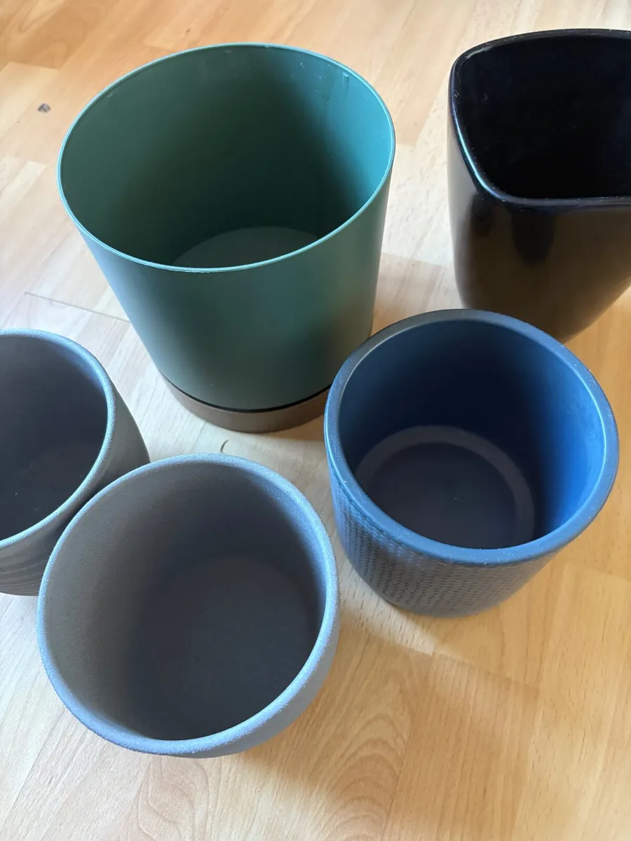 Pots - Image 1