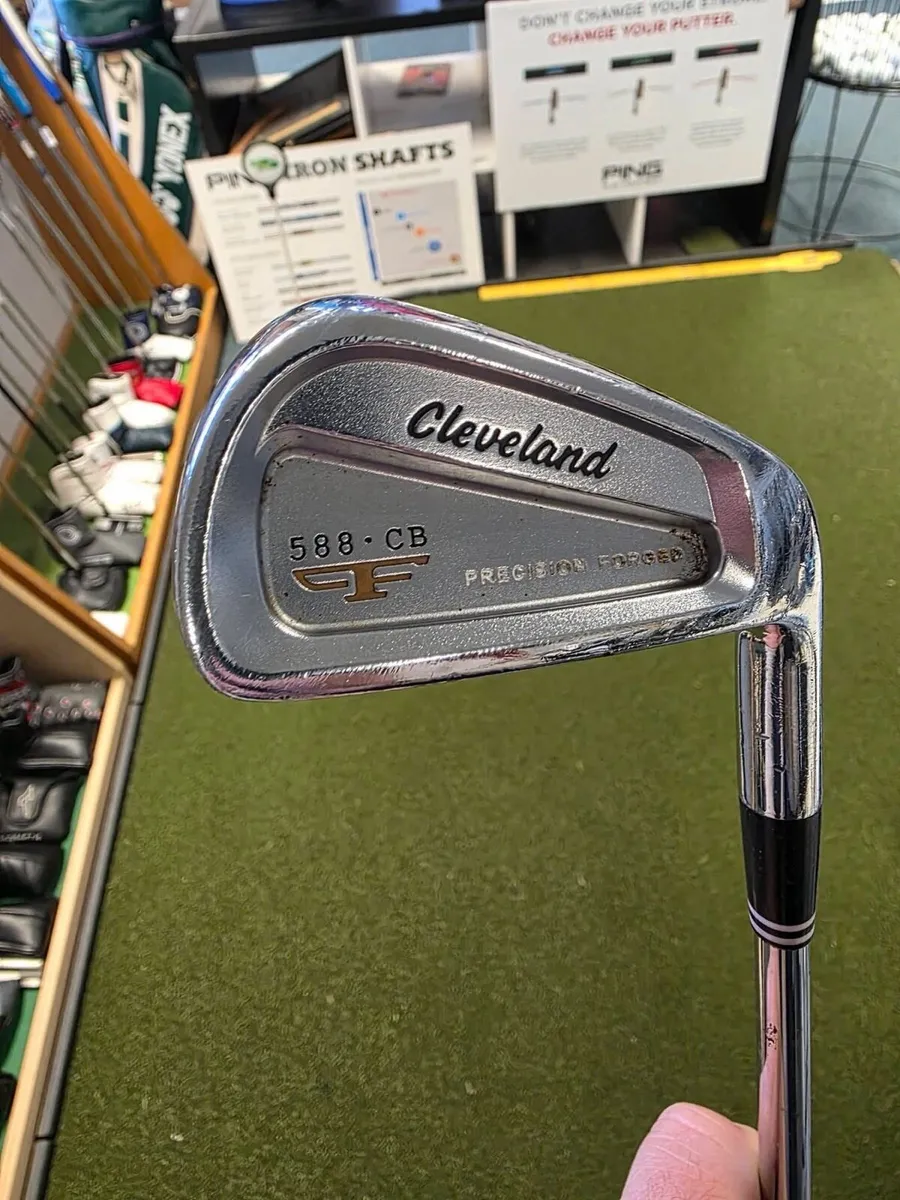 Cleveland 588 Cb Forged Irons - Image 1