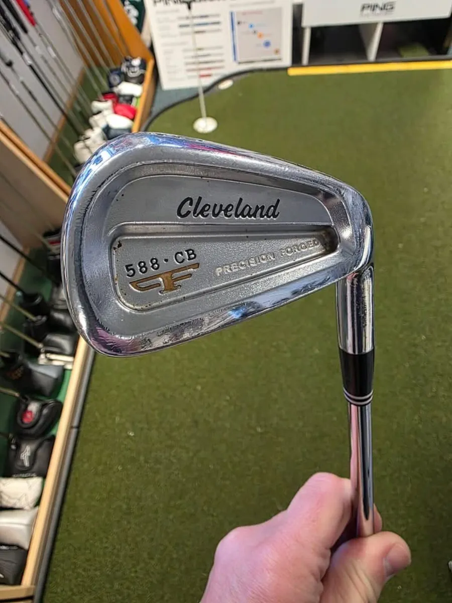 Cleveland 588 Cb Forged Irons - Image 2