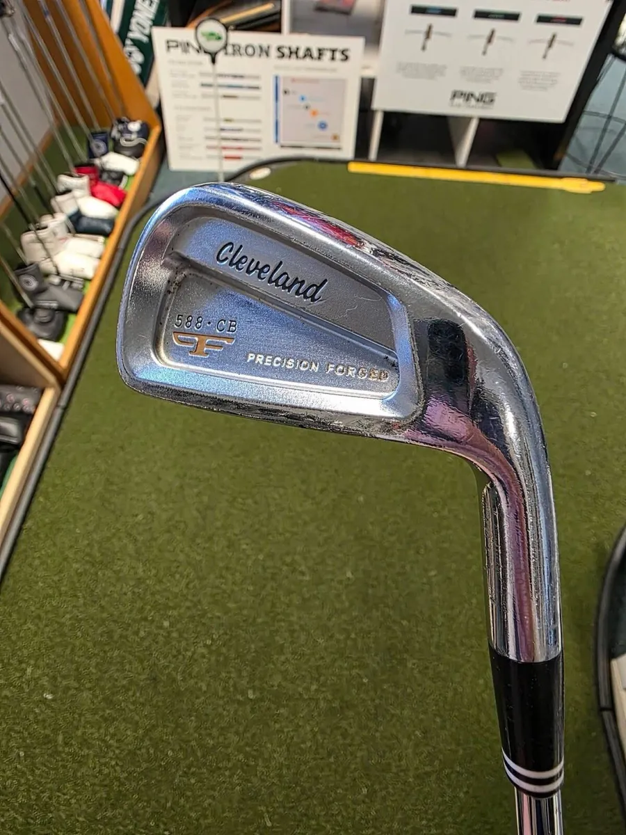 Cleveland 588 Cb Forged Irons - Image 4