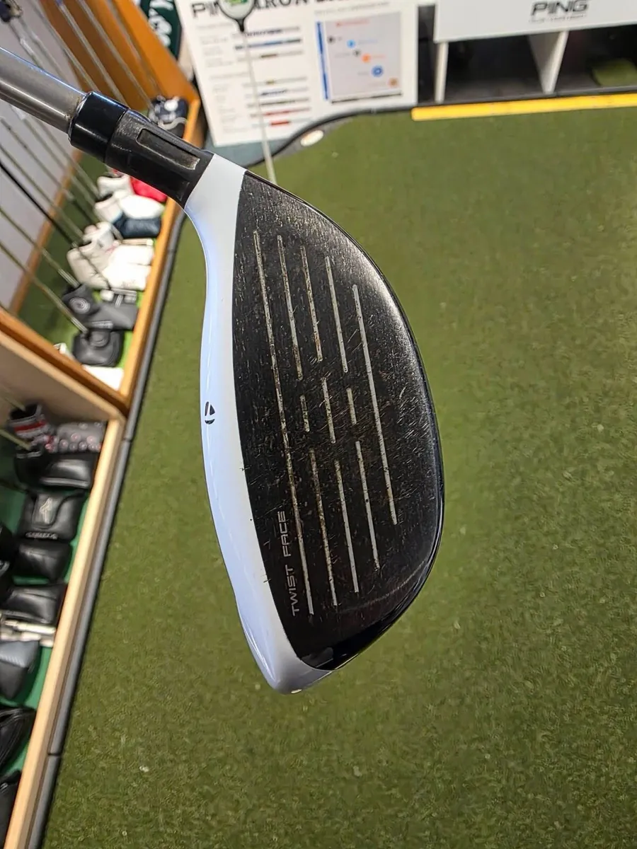 Taylormade Sim Max-D 3 Wood - Image 4