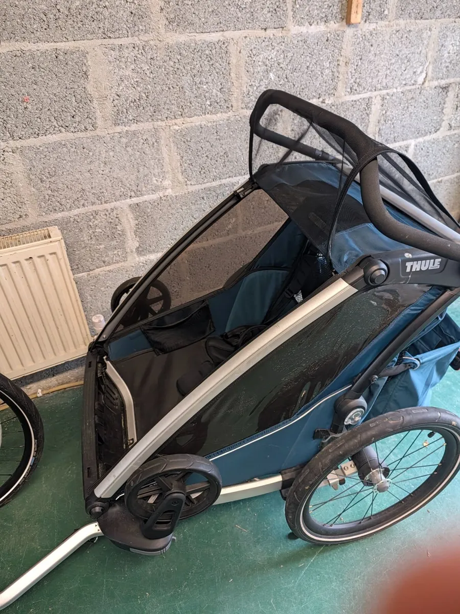Thule Double Bike Chariot - Image 1