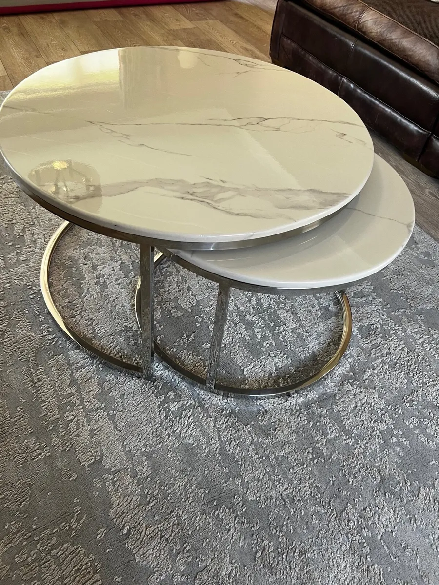 Coffee table - Image 1