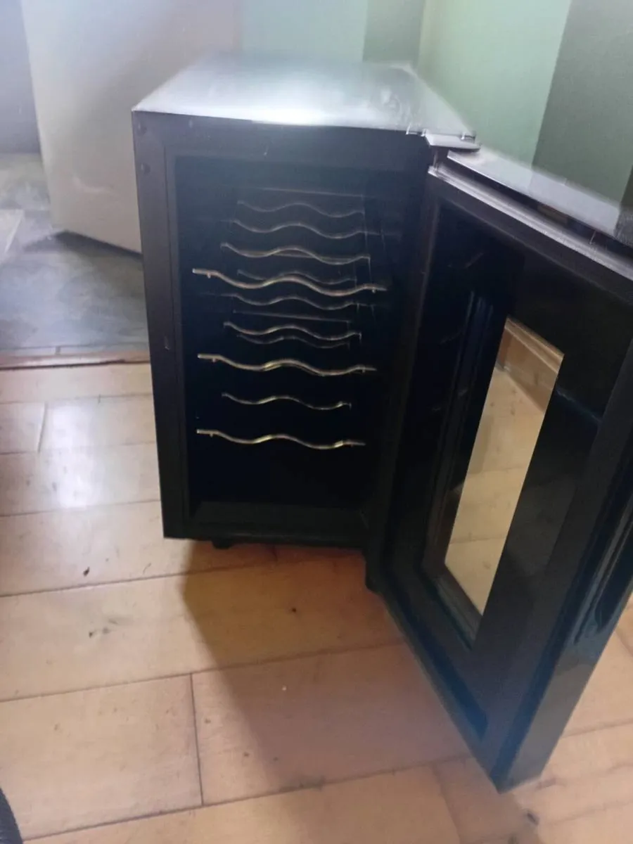 Wine cooler - Image 1