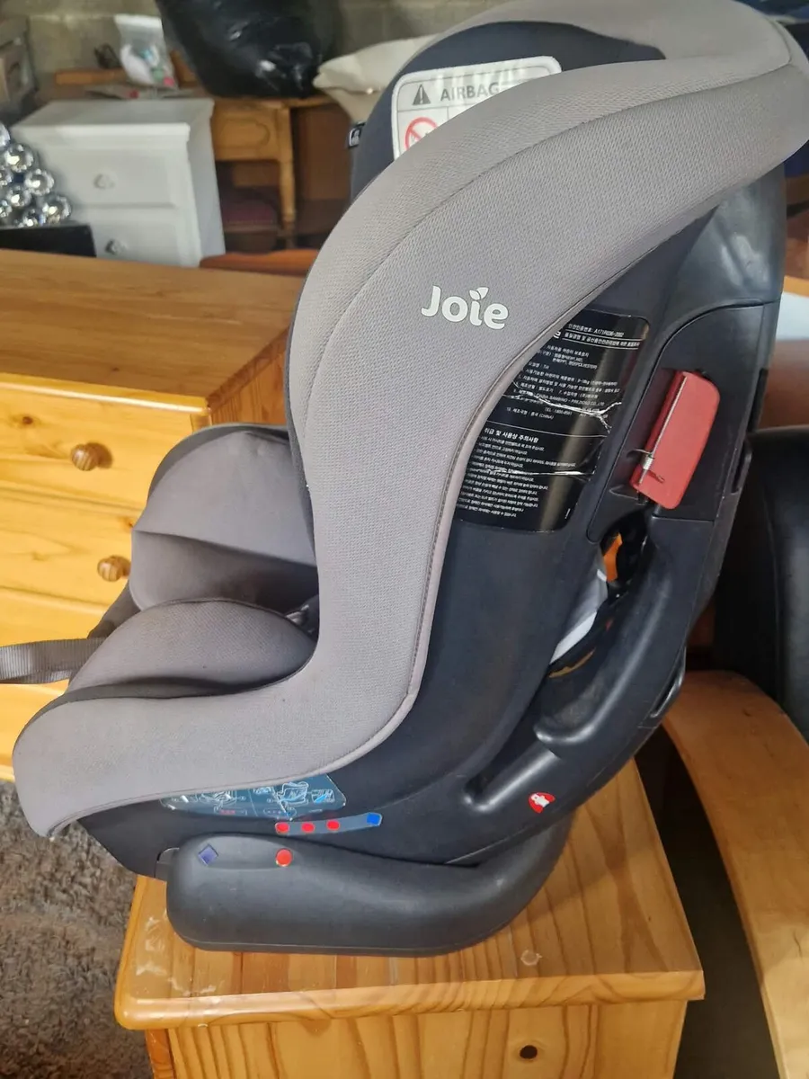 Joie baby car seat - Image 1