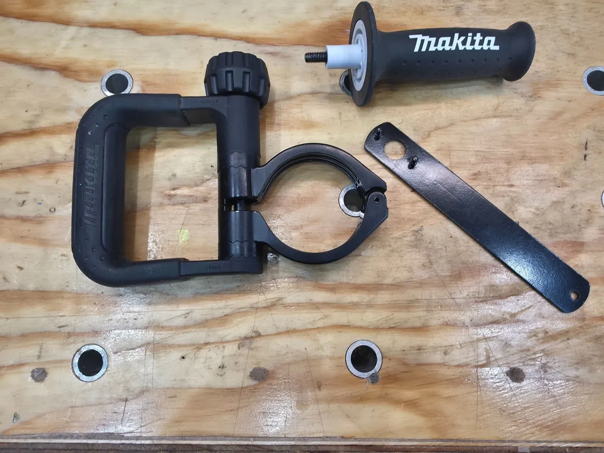 Makita handles - Image 1