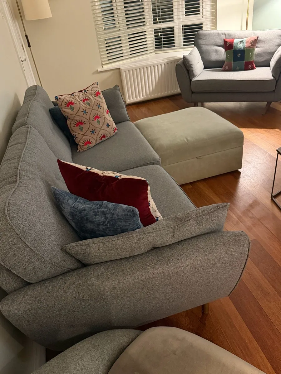 Sofa set - Image 1