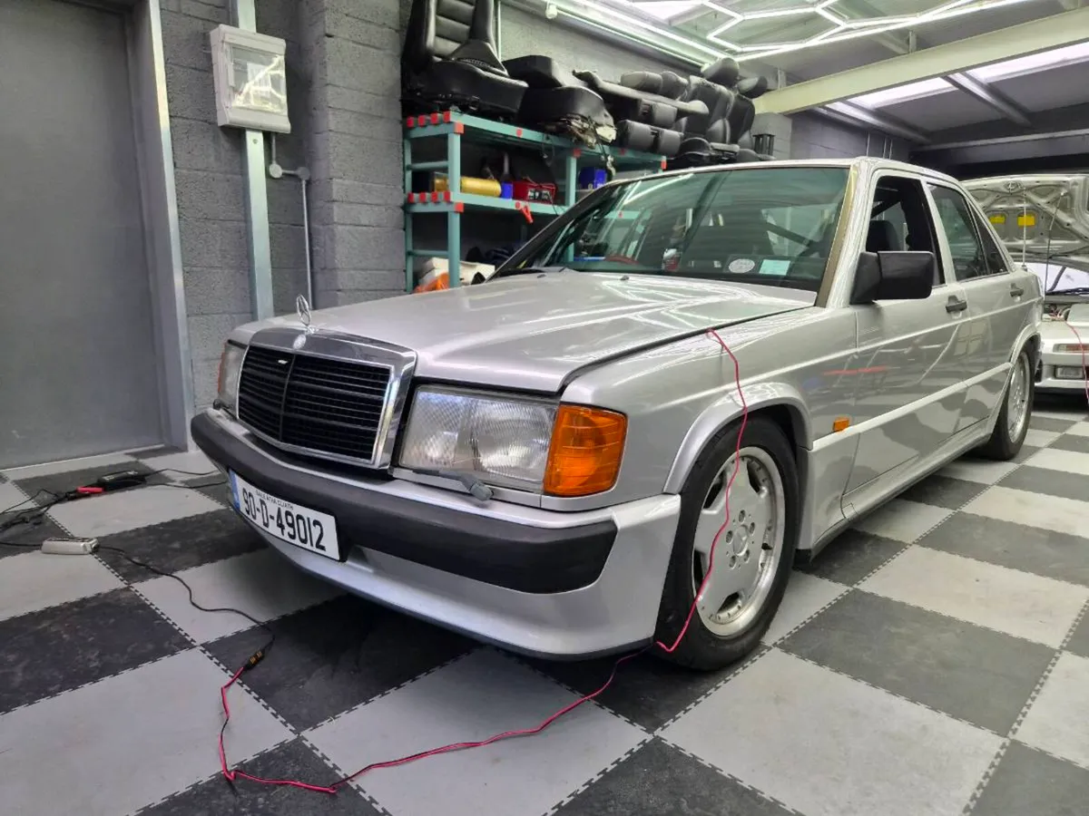 Mercedes 190e Cosworth manual clubsport build - Image 1