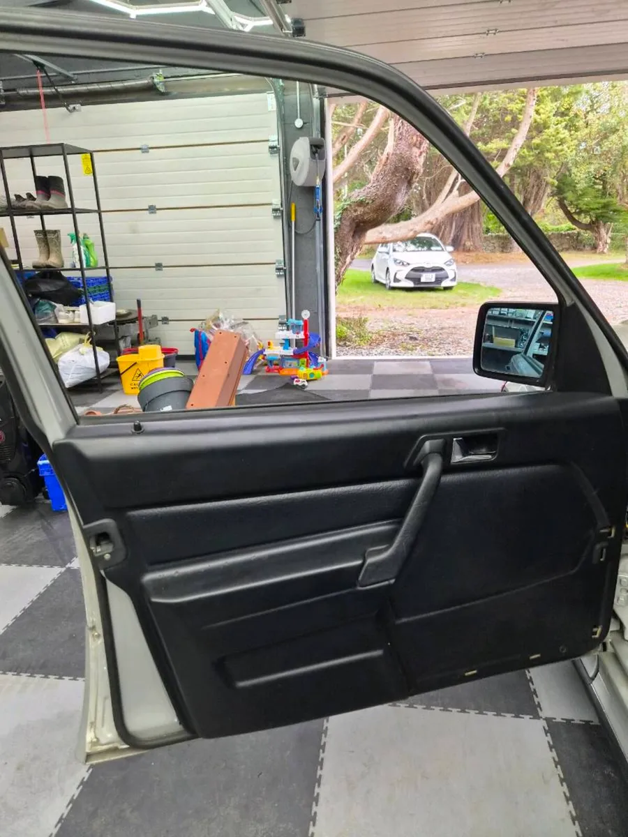 Mercedes 190e Cosworth manual clubsport build - Image 4