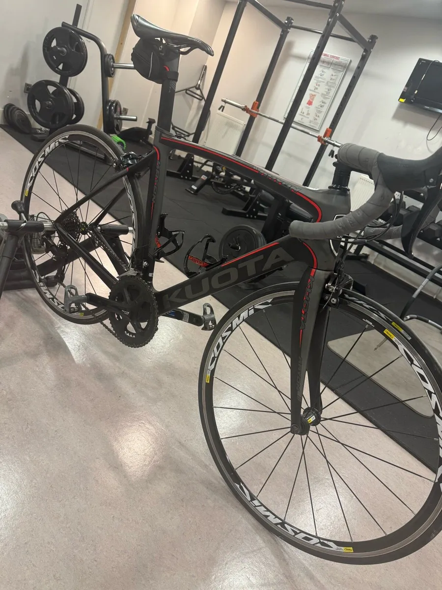 Race bike - Image 1