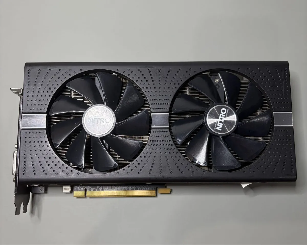 Sapphire Radeon RX 570 4GB GDDR5 Graphics Card - Image 1