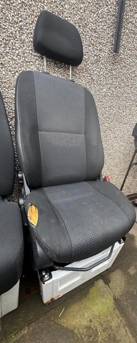 2006-2018 Mercedes-Benz Sprinter Drivers Seat - Image 3