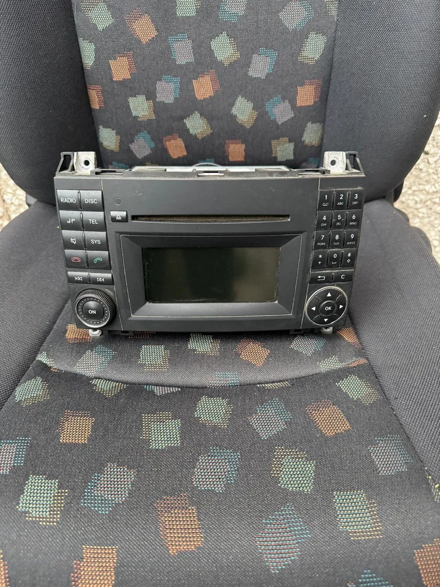 2006-2018 Mercedes-Benz Sprinter - Image 1