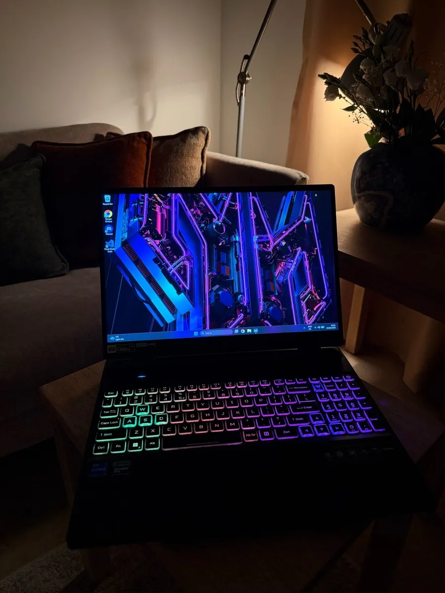 Gaming Laptop – i7, RTX 4060, 16GB RAM, 1.5TB SSD - Image 3