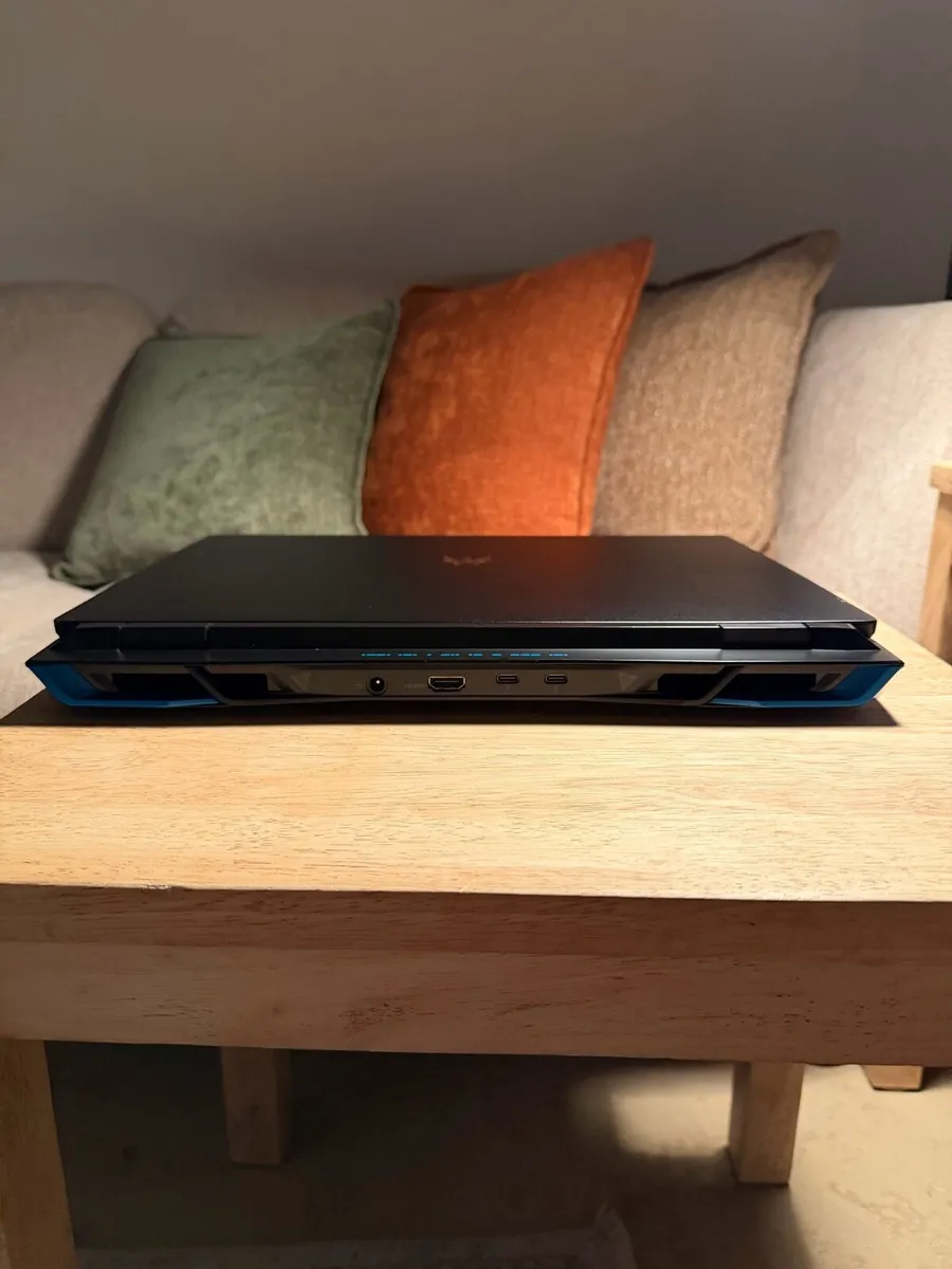 Gaming Laptop – i7, RTX 4060, 16GB RAM, 1.5TB SSD - Image 4