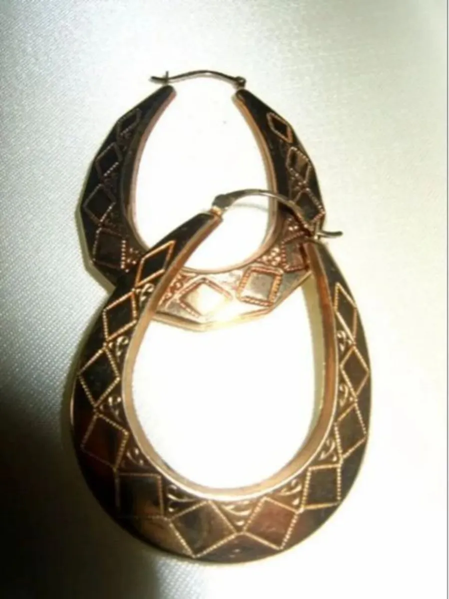 Vintage Hallmarked 9ct Gold Hoop Earrings - Image 2