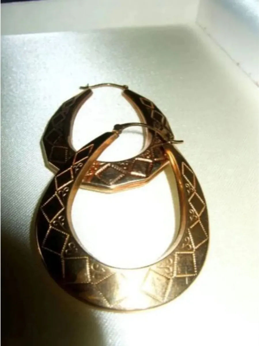 Vintage Hallmarked 9ct Gold Hoop Earrings - Image 4
