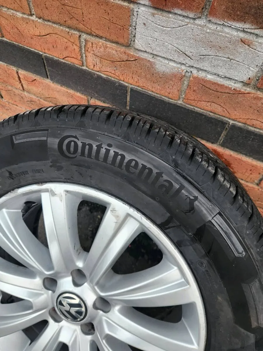 Alloys and tires 255 65 18 Continental - Image 1
