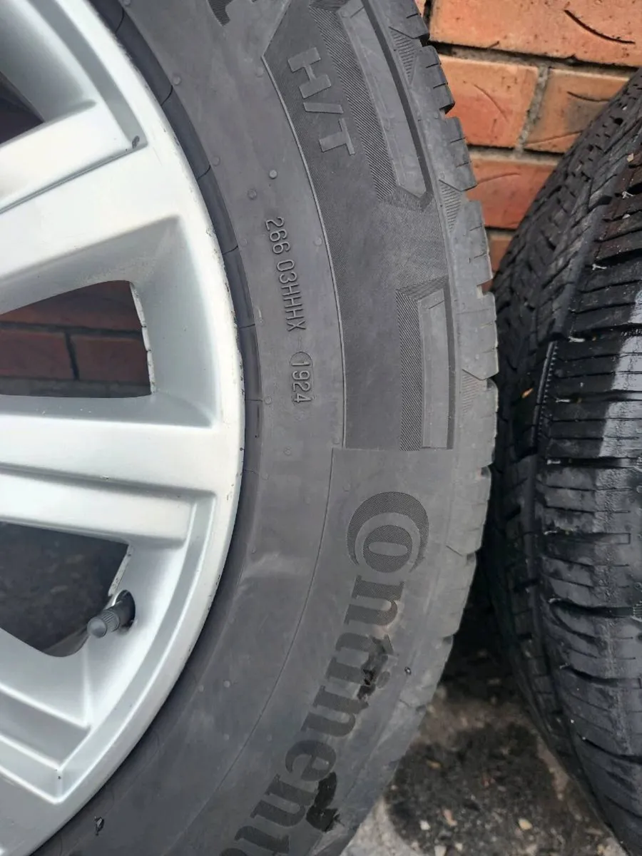 Alloys and tires 255 65 18 Continental - Image 4