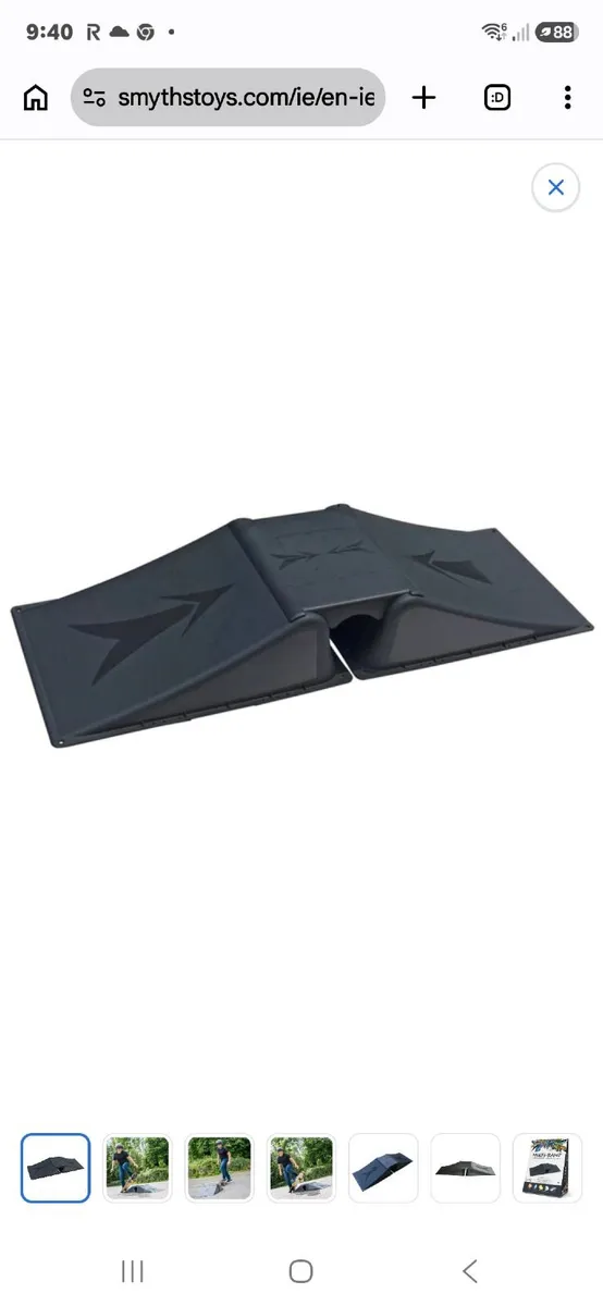Skateboard ramp