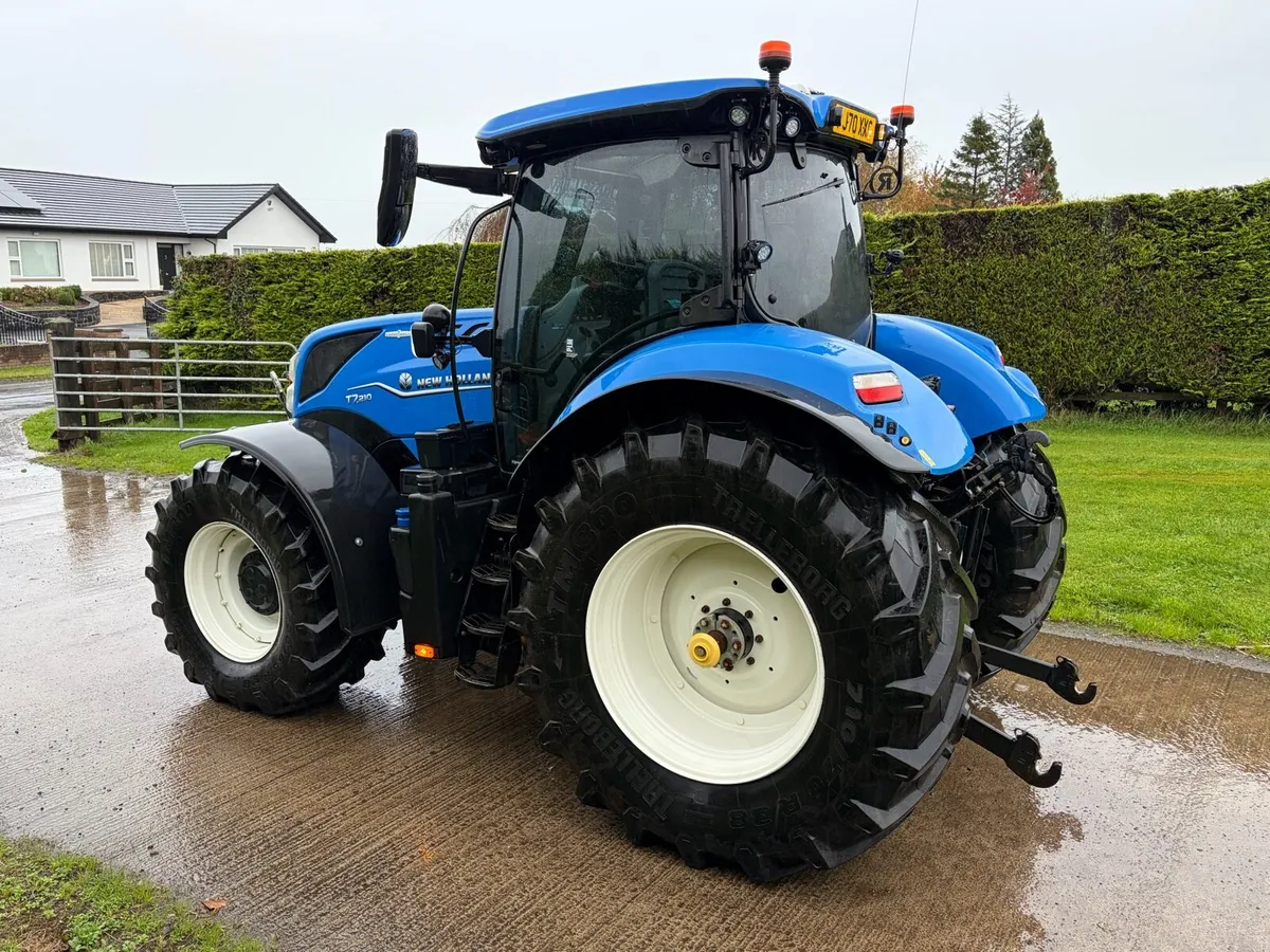 New Holland T7.210 - Image 4
