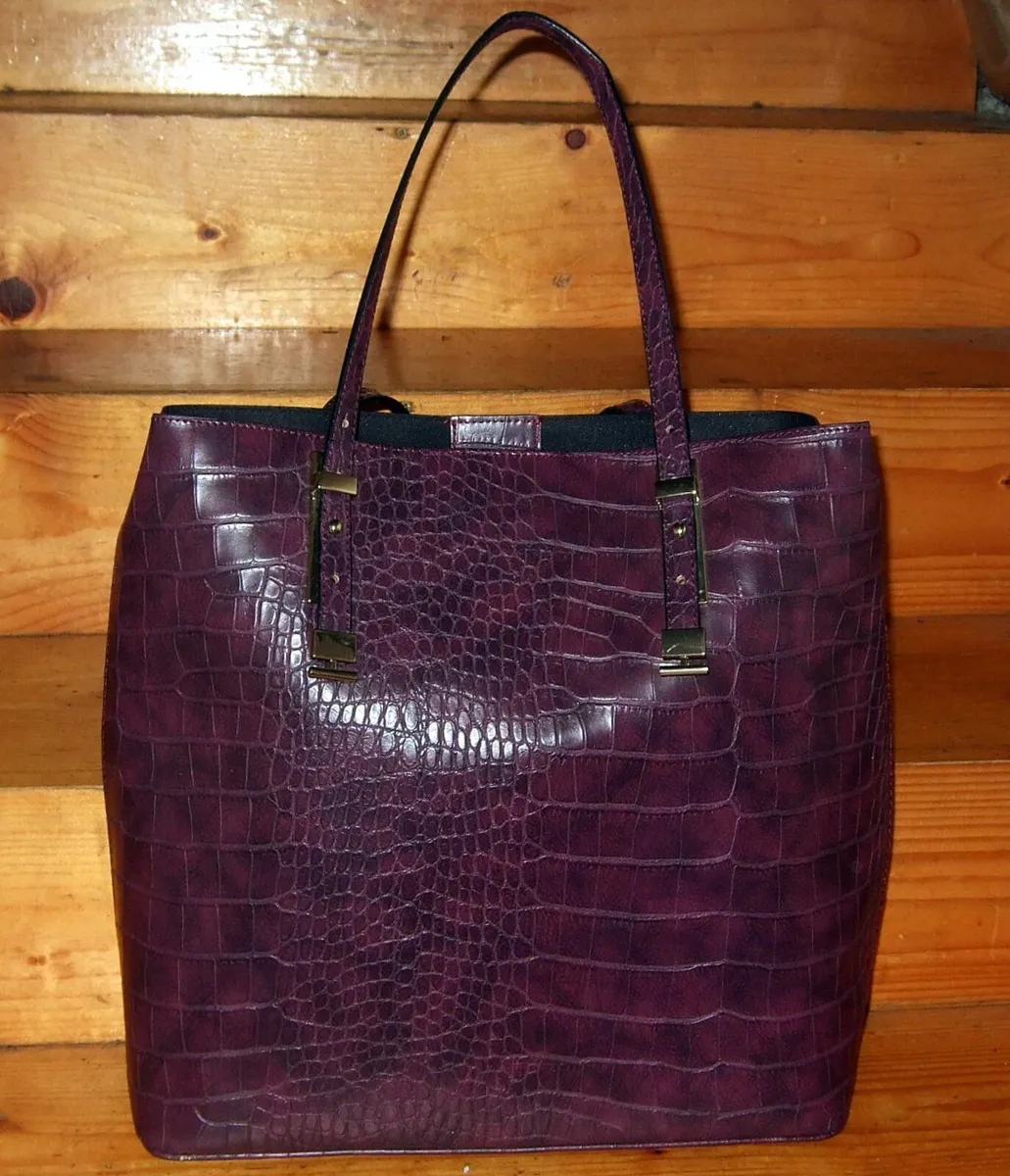 Large Vintage M&S Crocodile-Embossed Tote Bag - Image 1