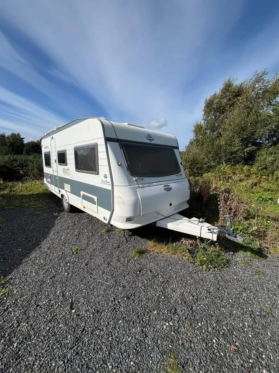 Caravan - Image 1