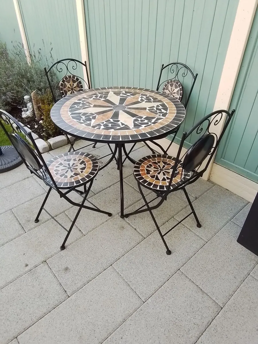 Mosaic patio set
