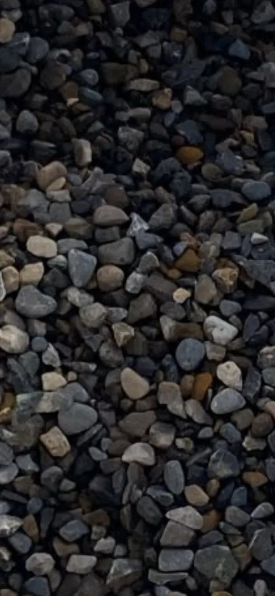 Free 0.5 tonne bag 10mm Kilsaran river pebble - Image 2