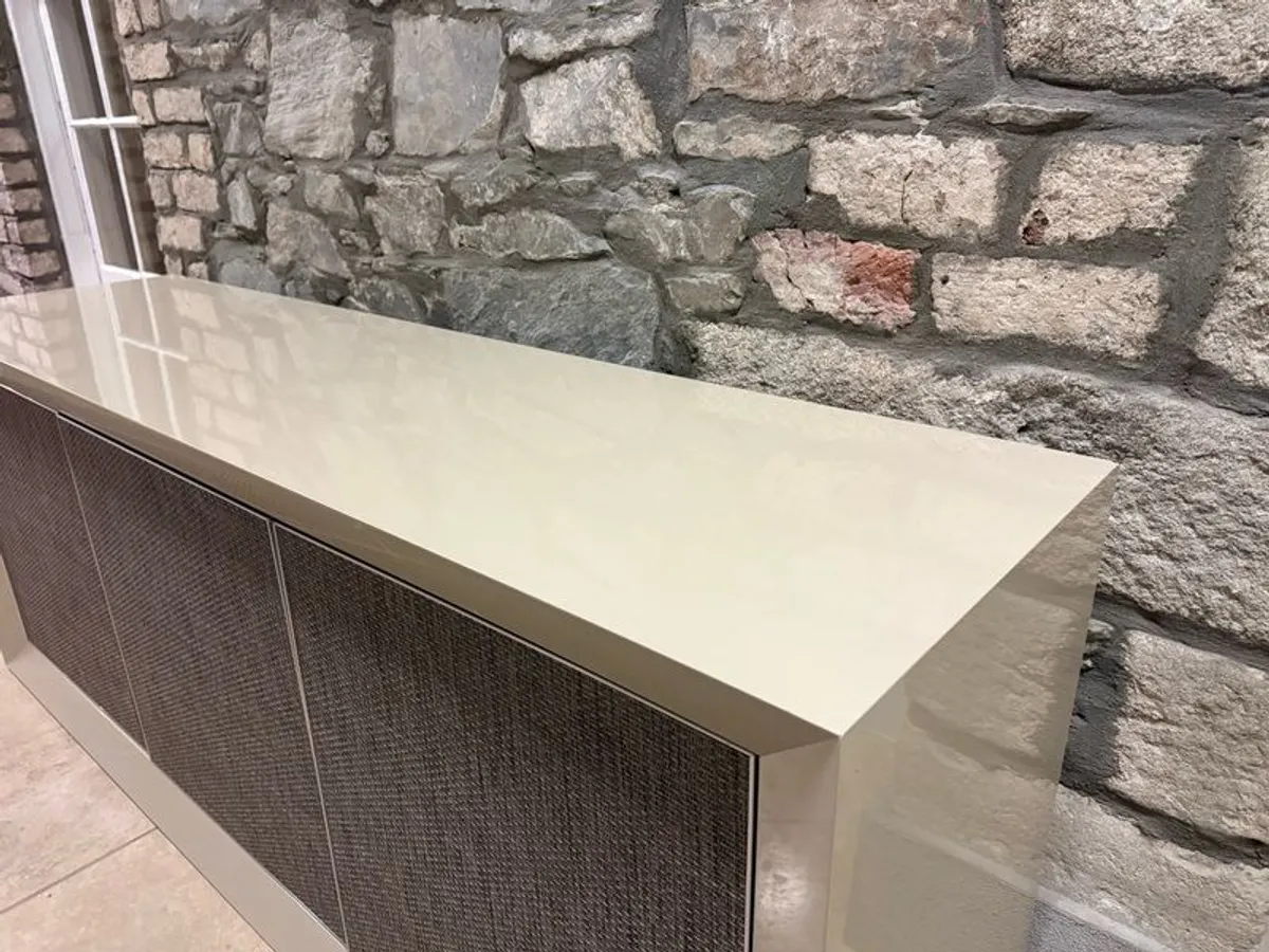 Natuzzi sideboard / tv unit - Image 4