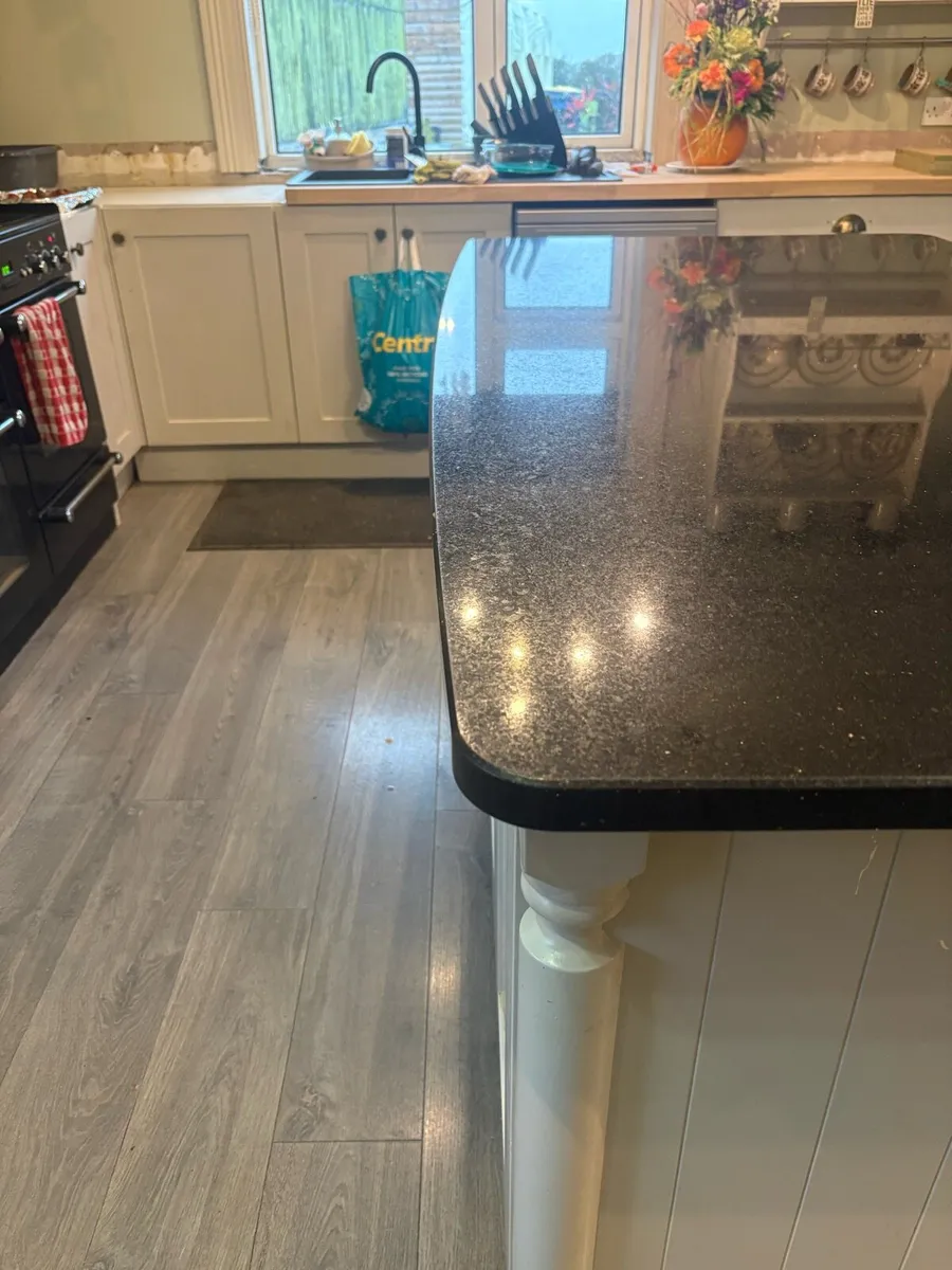 Worktop - Image 1