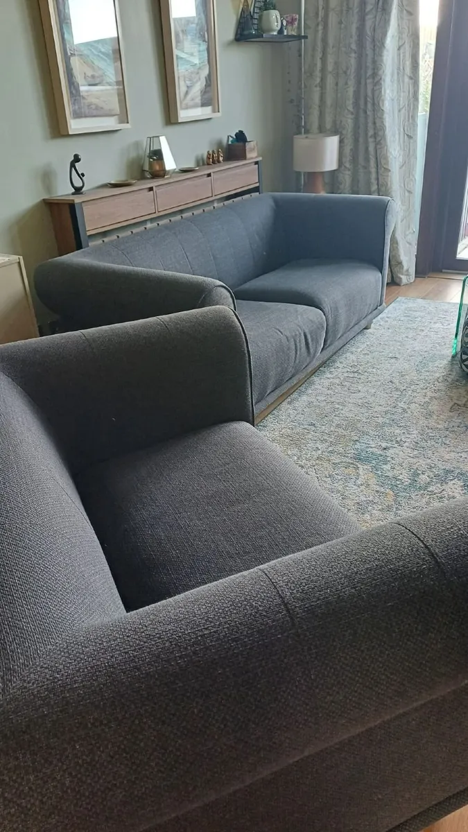 2 and a 1.5 seater sofas - Image 2