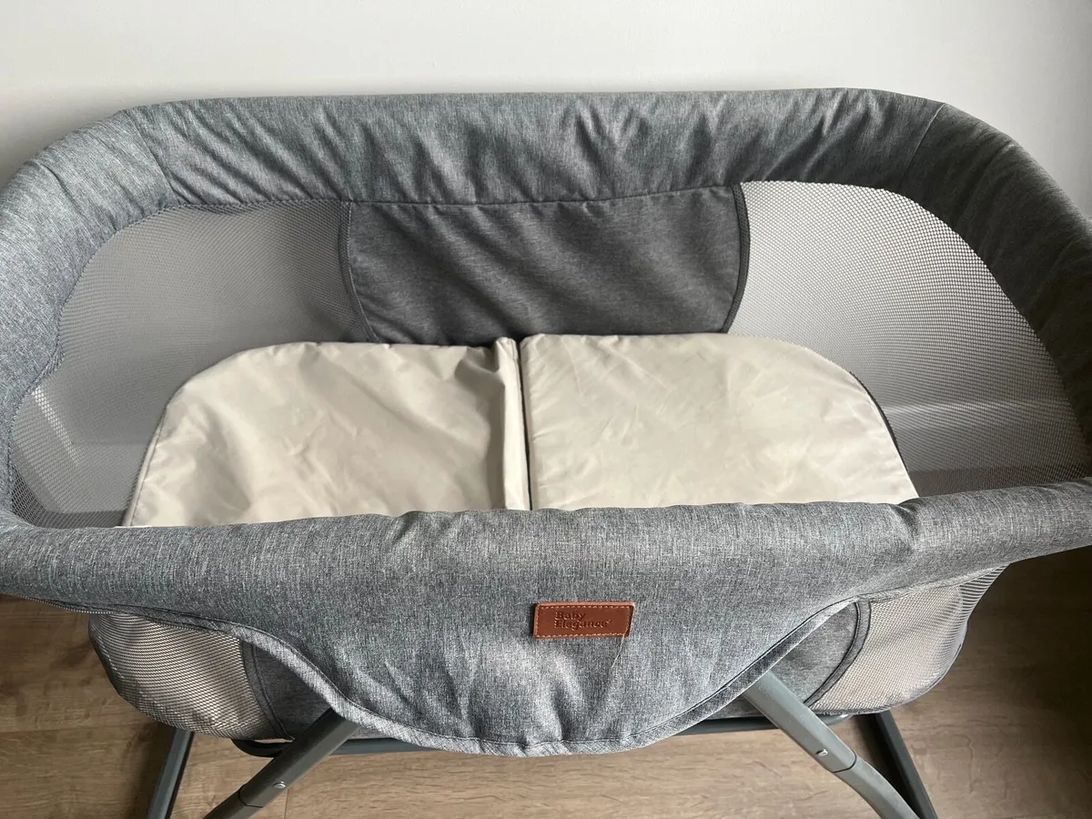Travel cot - Image 4